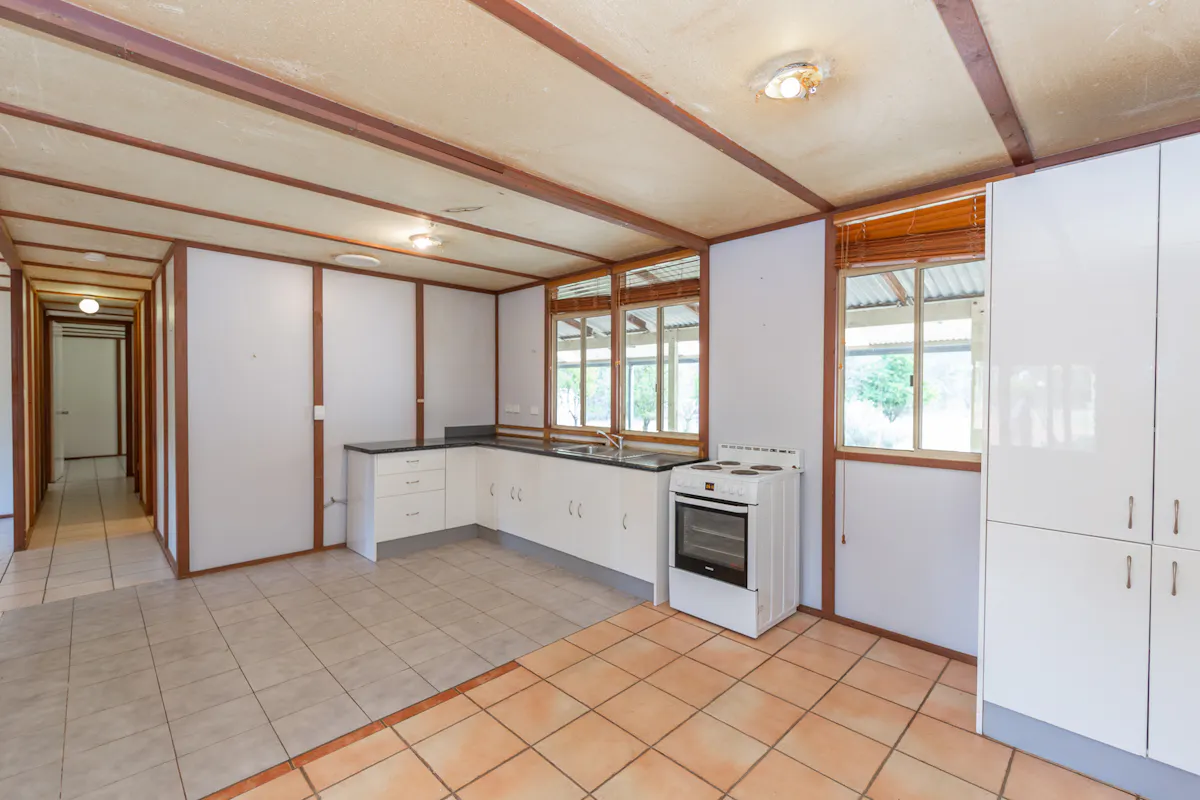 40 White Gum Ridge — photo 3 of 21