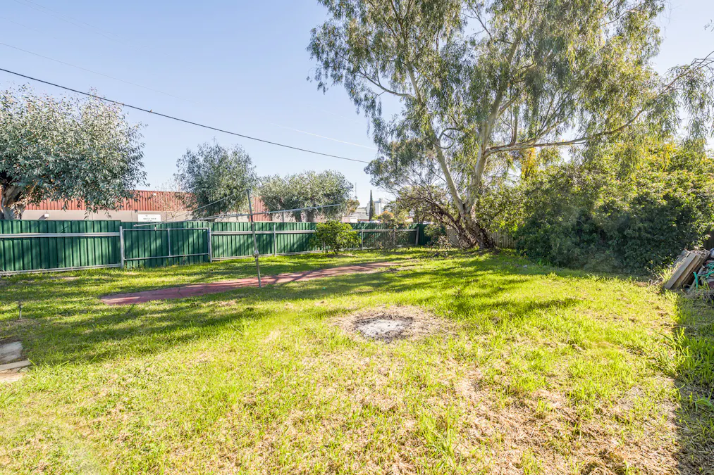 104 Duke Street East, Northam, WA, 6401 - Image 24