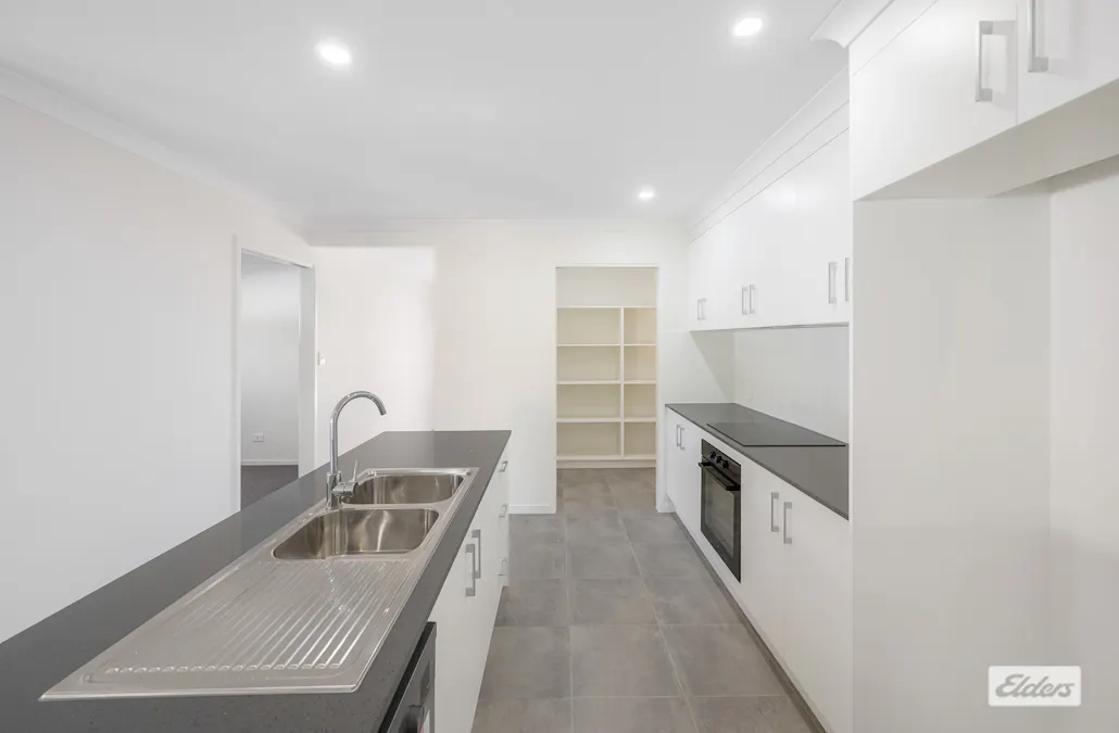 46 Fitzroy Avenue, Clinton, QLD, 4680 - Image 3