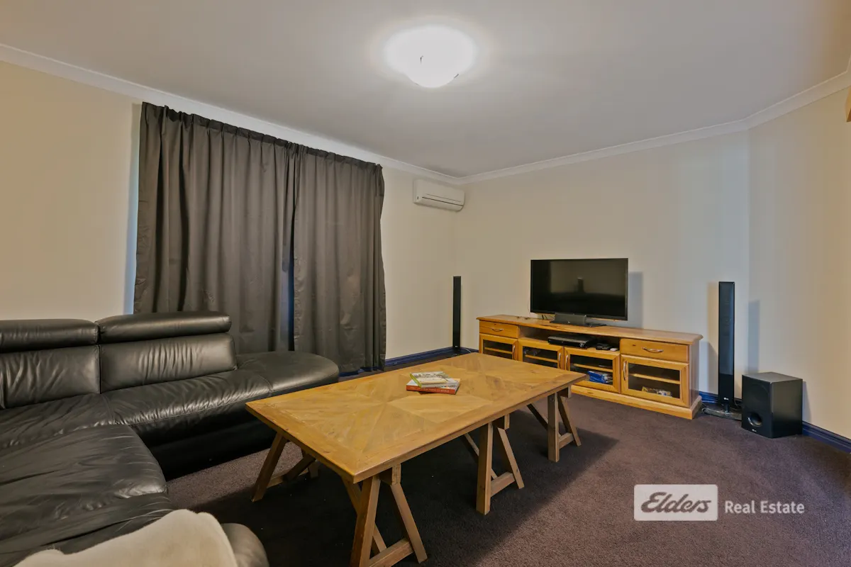 34 Smith Street — photo 7 of 30