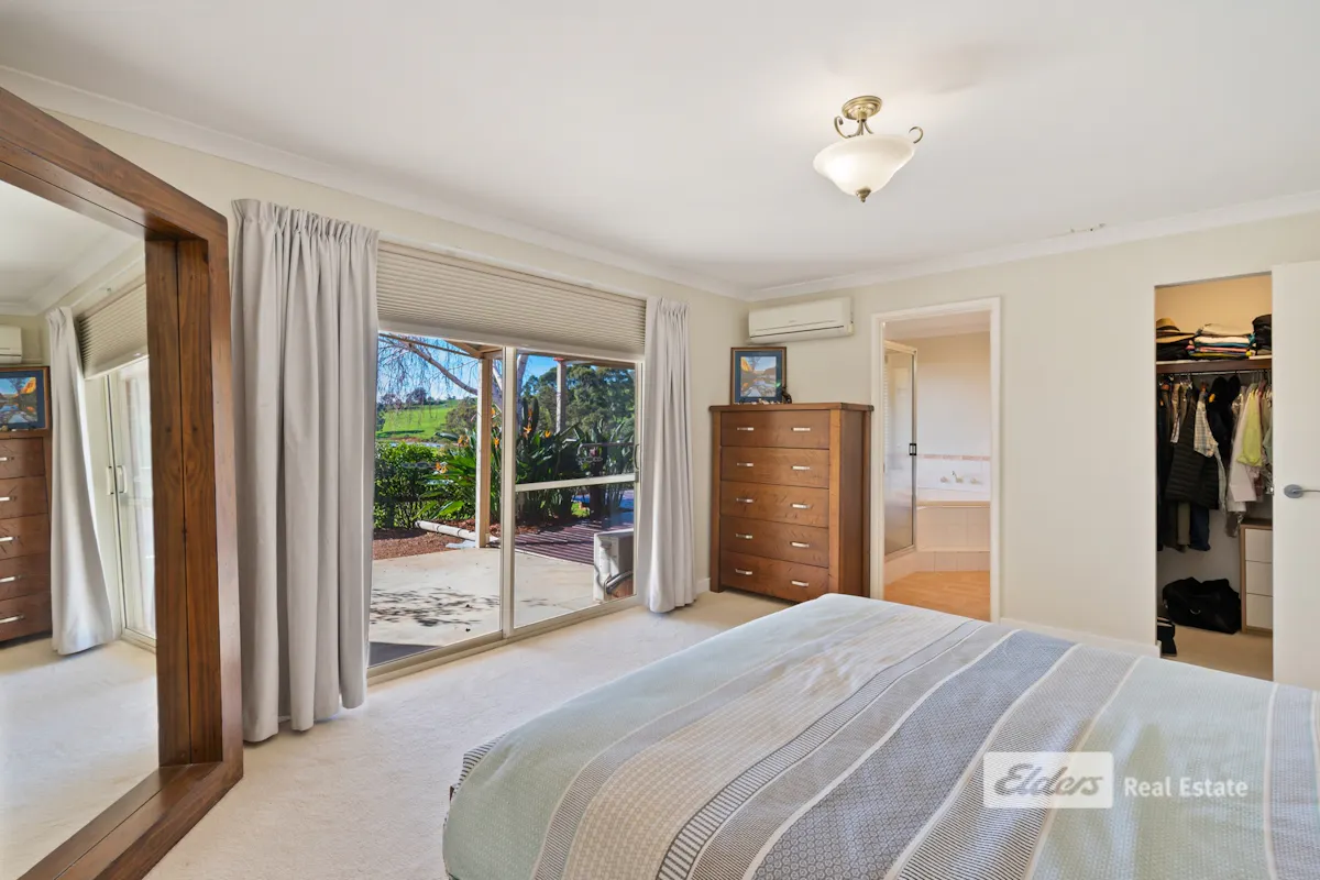 34 Smith Street — photo 9 of 30