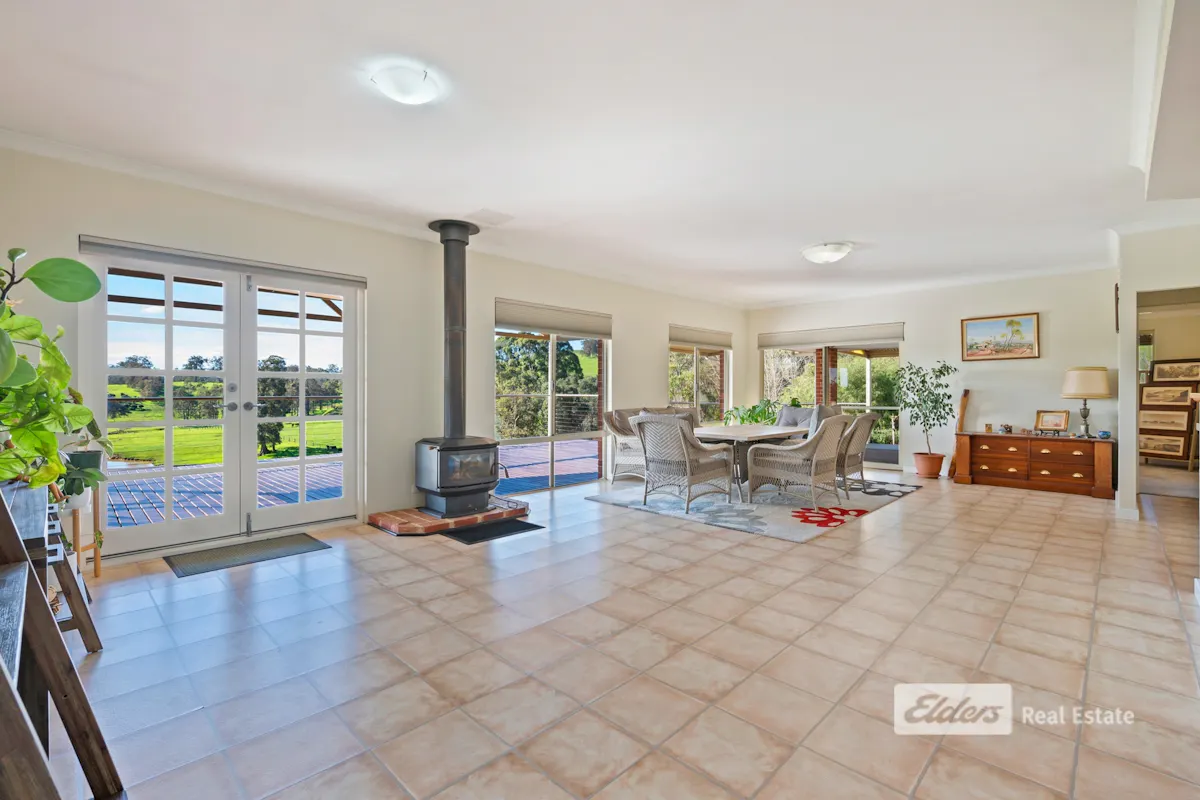 34 Smith Street — photo 11 of 30