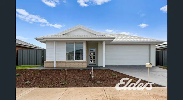 7 Callistemon Avenue — photo from Elders Real Estate Yarrawonga