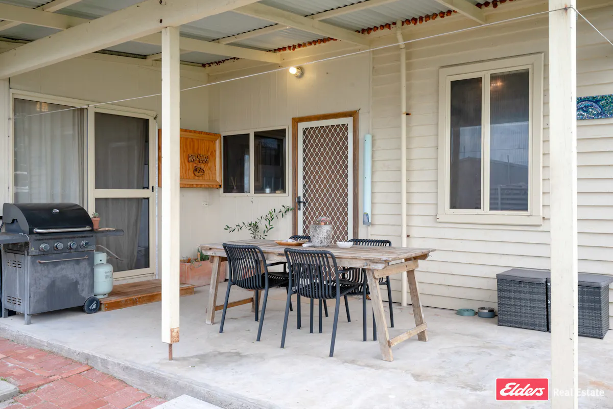 248 Marine Parade — photo 15 of 18