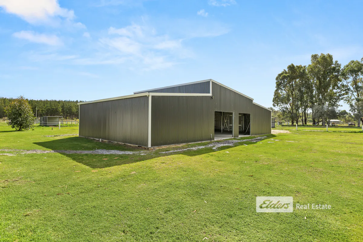139 Thornton Drive — photo 10 of 17
