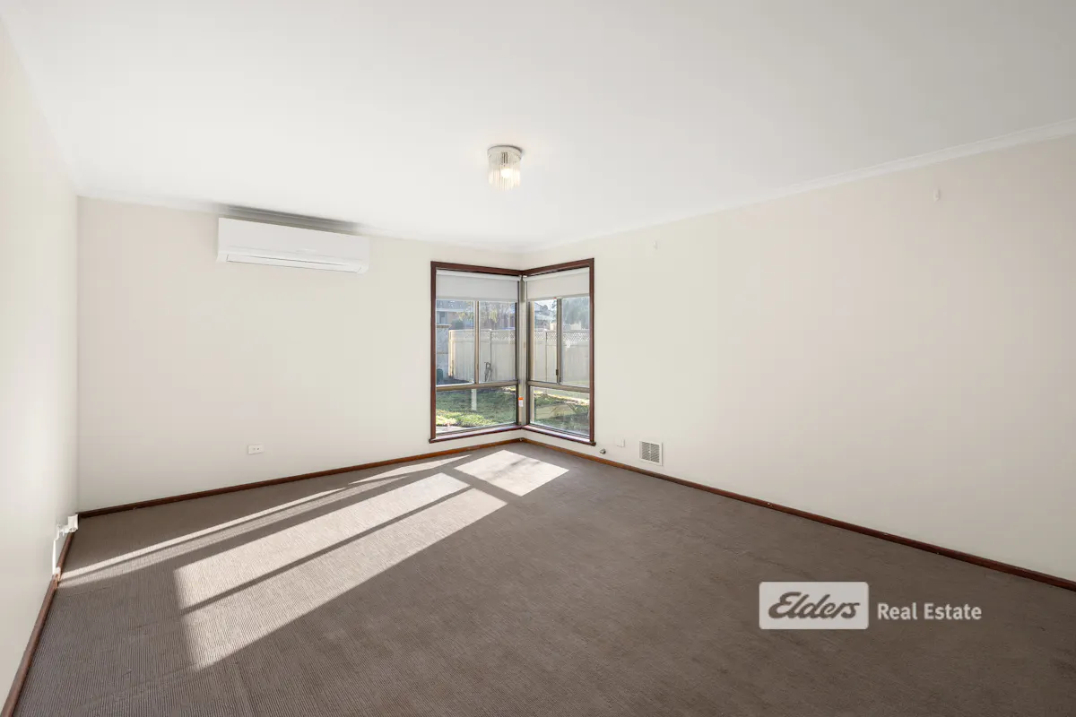 2 Howie Place — photo 9 of 23