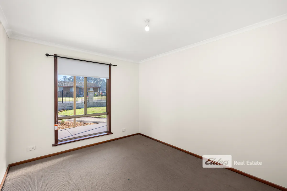 2 Howie Place — photo 12 of 23