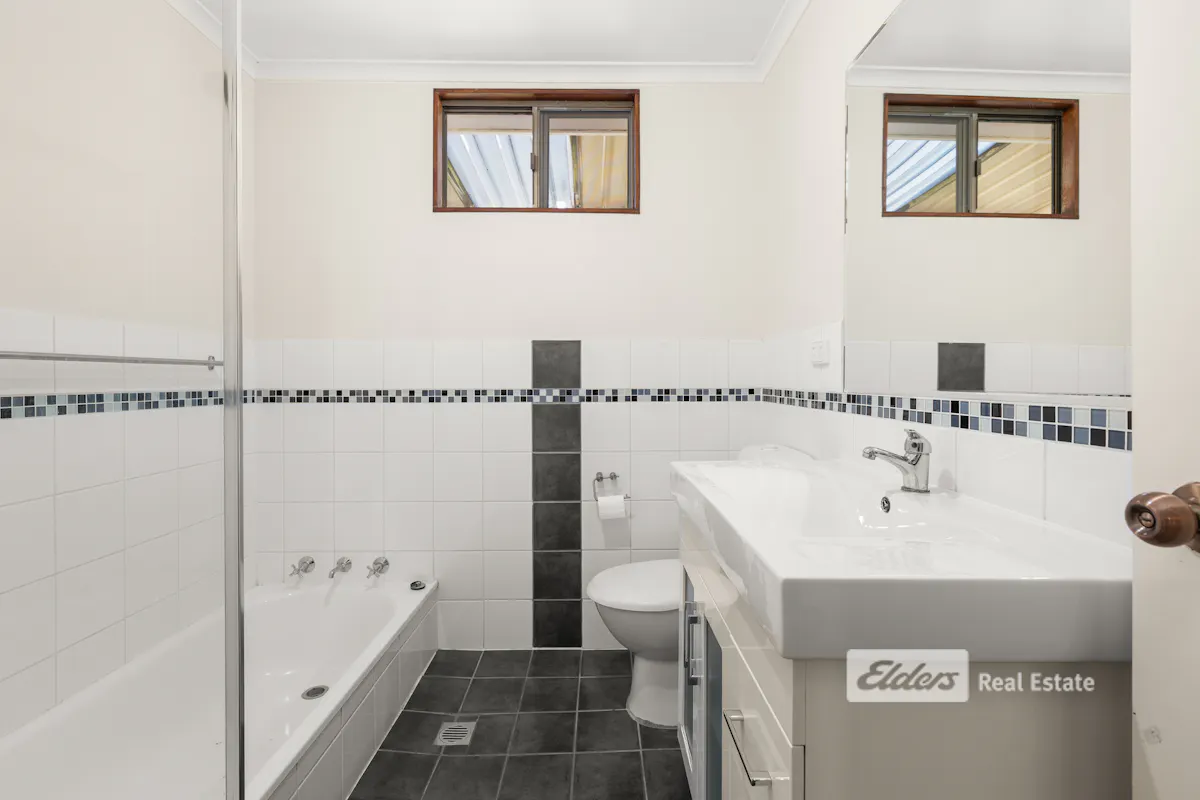 2 Howie Place — photo 15 of 23