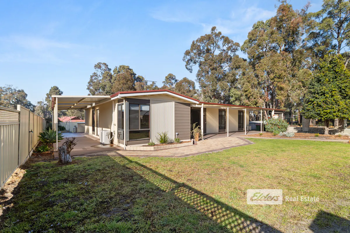 2 Howie Place — photo 3 of 23