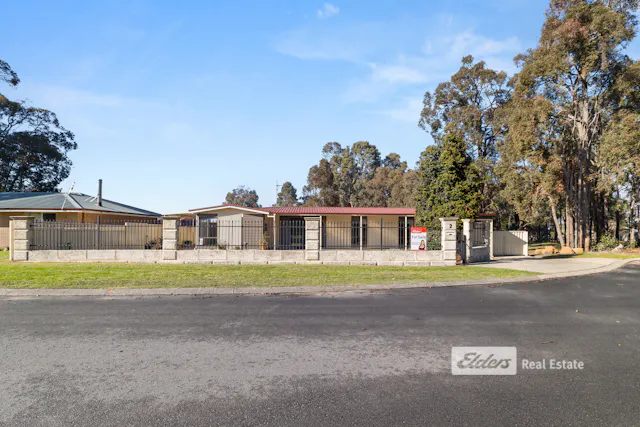2 Howie Place — photo from Elders Real Estate South West