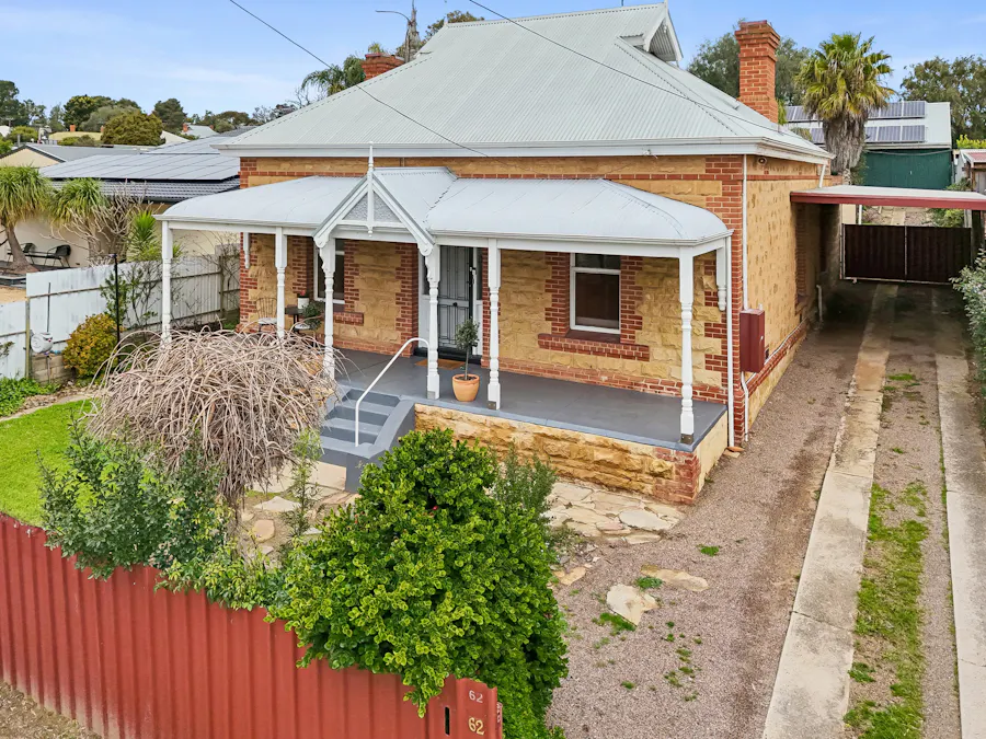 62 McHenry Street, Murray Bridge, SA, 5253 - Image 2