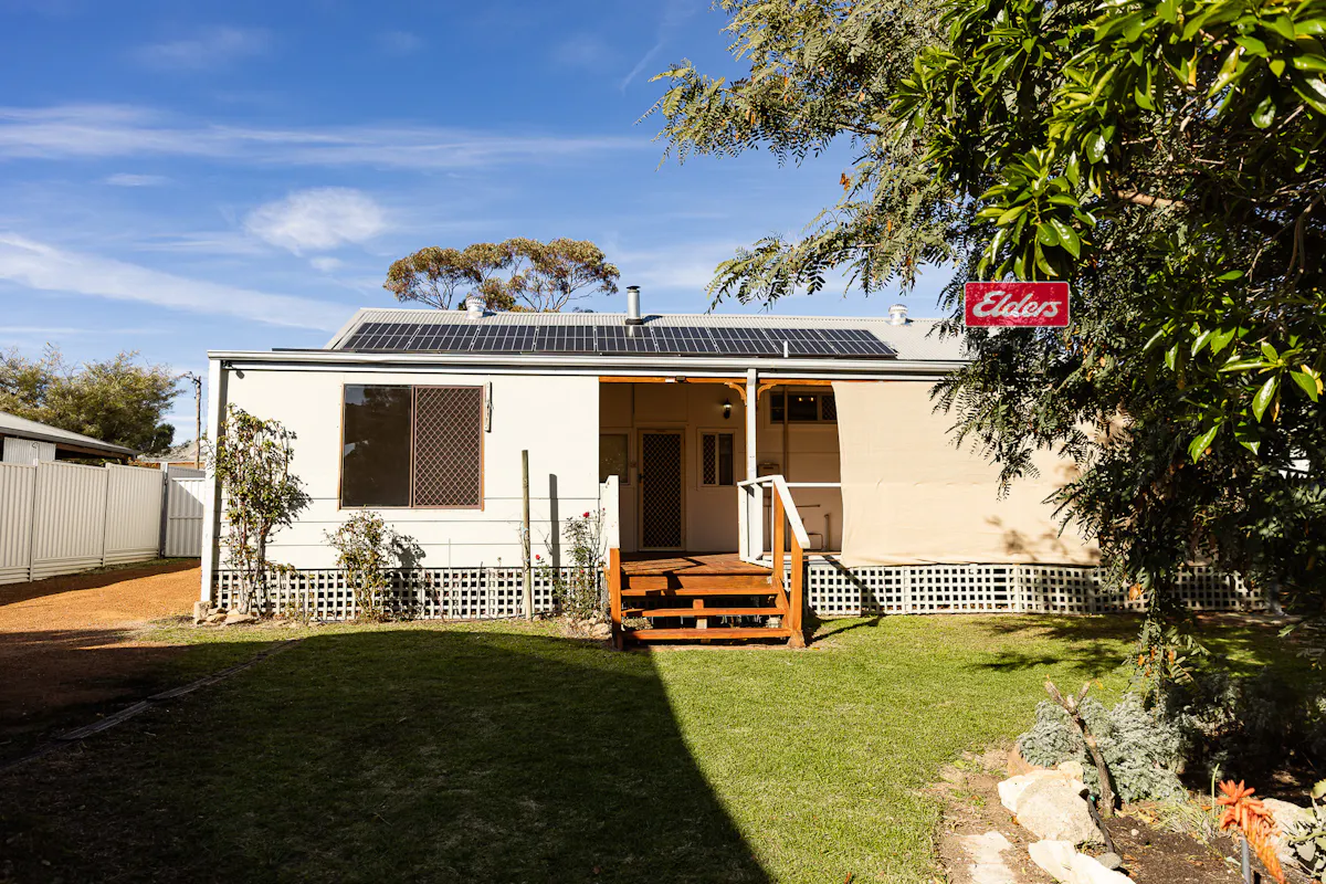 40 Endersbee Street — photo 18 of 20
