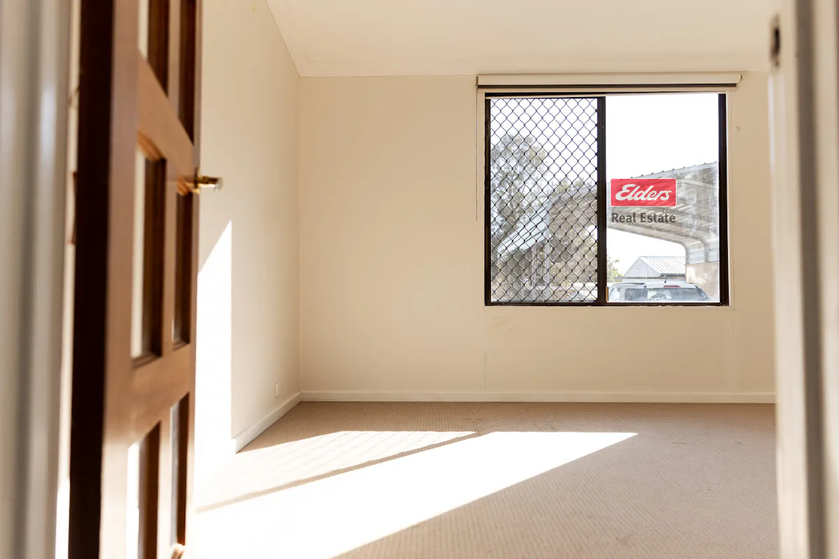 40 Endersbee Street — photo 11 of 20