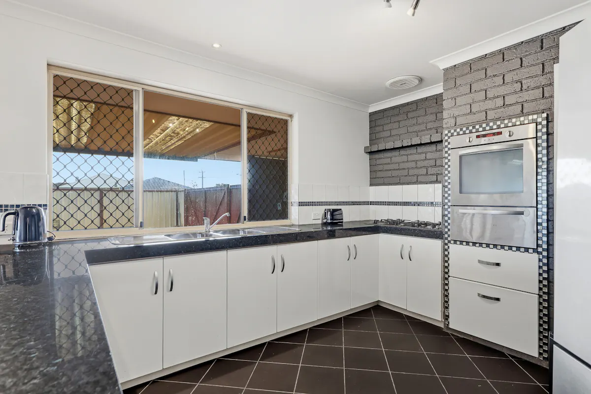 9 Gascoyne Way — photo 12 of 26