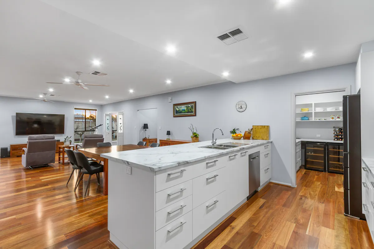 15 Boronia Circuit — photo 12 of 30