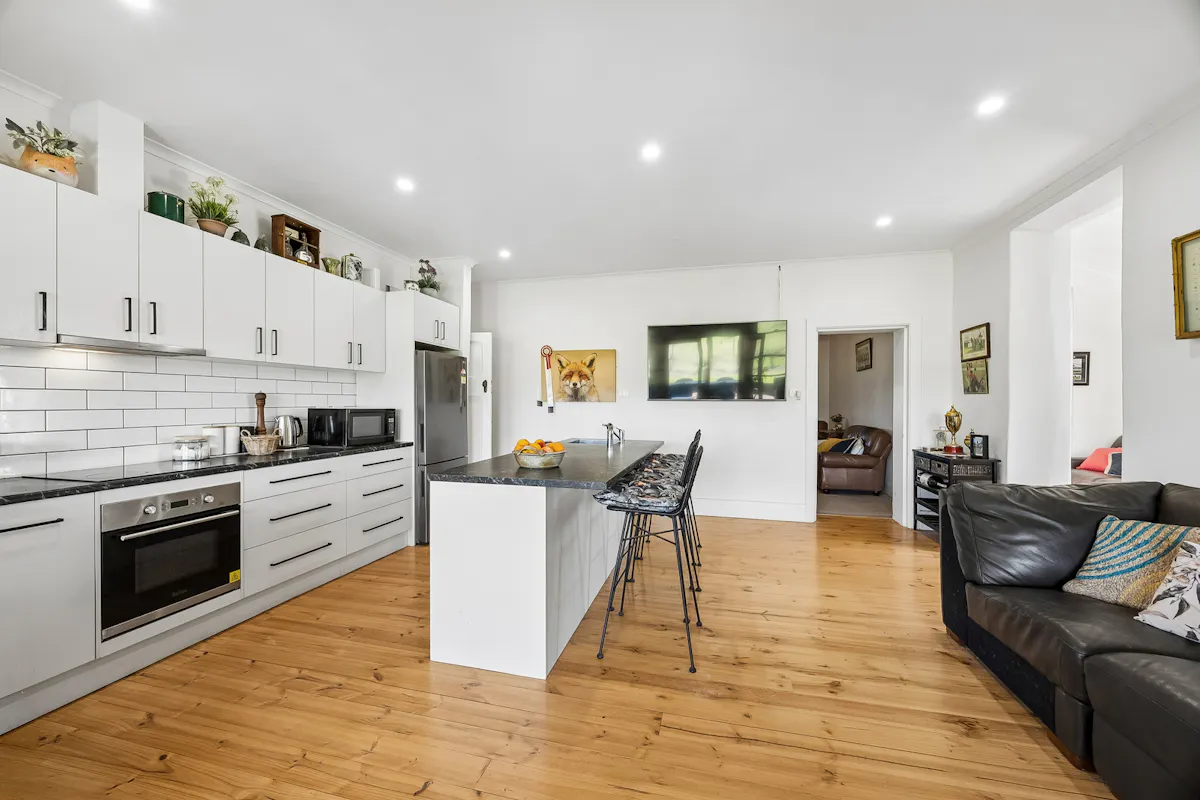 24 South Bokara Road — photo 16 of 30