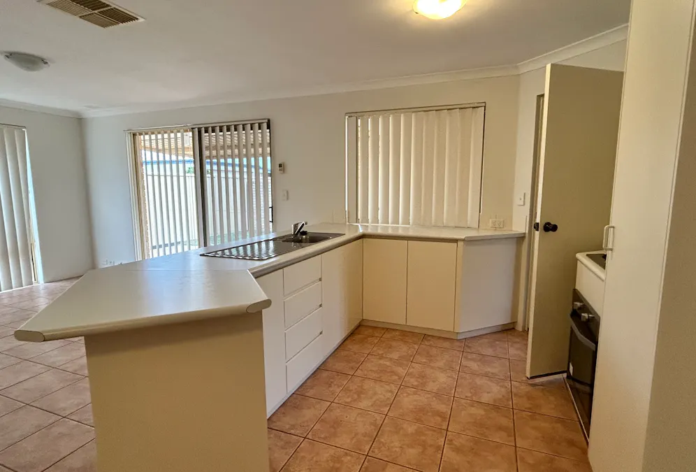 4/52 Halsey Street, South Bunbury, WA, 6230 - Image 2