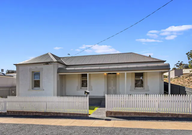 7 Hannan Street — photo from Elders Real Estate Barossa
