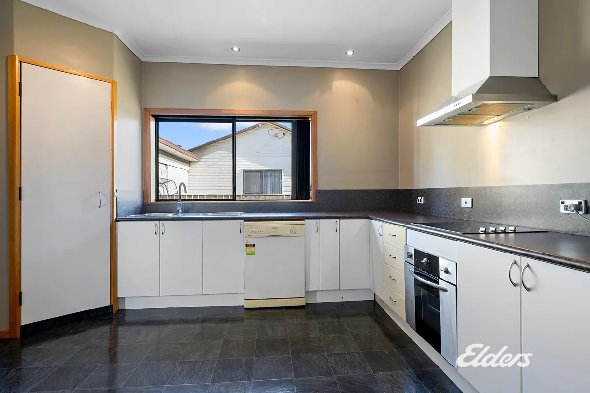 3 Gibson Street — photo 7 of 16