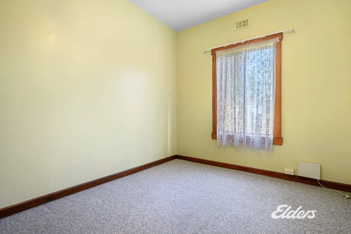 3 Gibson Street — photo 9 of 16