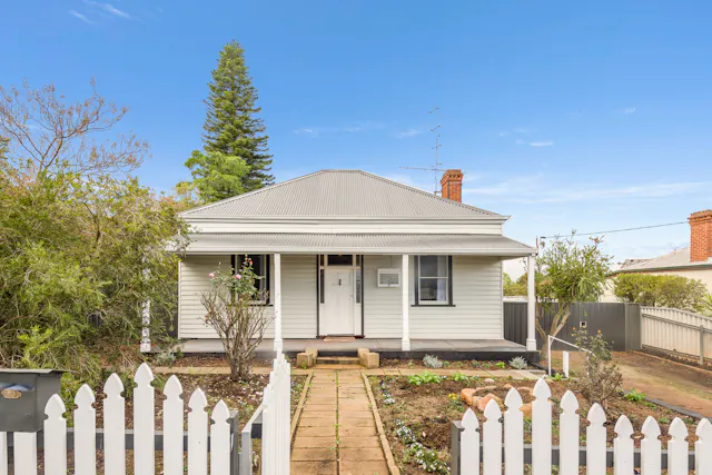 20 Newcastle Road — photo from Elders Real Estate - Northam and Toodyay Specialists