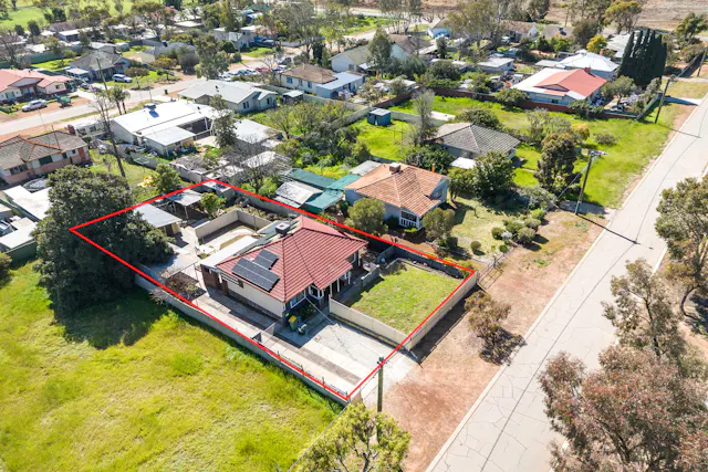 13 Walarat Road — photo from Elders Real Estate - Northam and Toodyay Specialists
