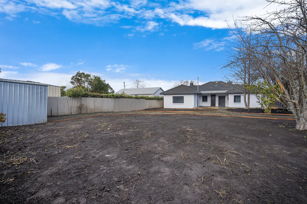 327 Gray Street, Hamilton, VIC, 3300 - Image 11