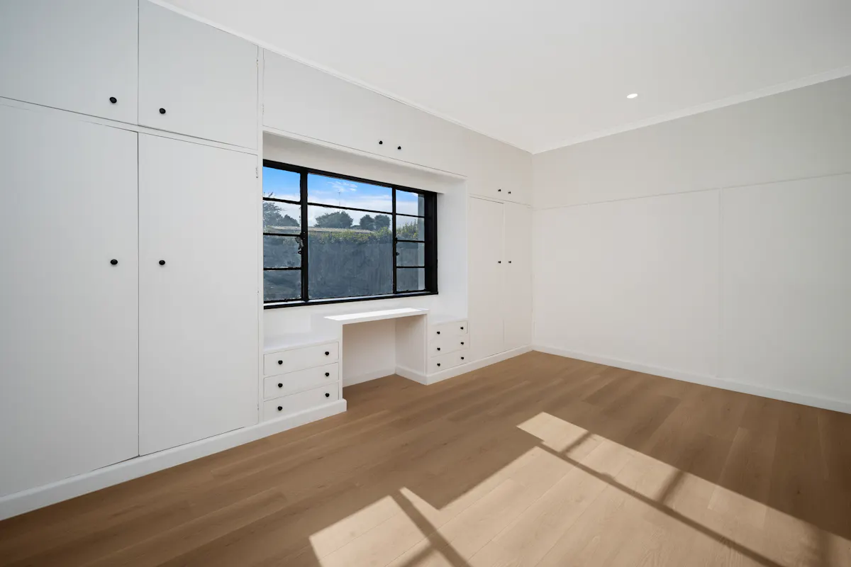 327 Gray Street — photo 7 of 18