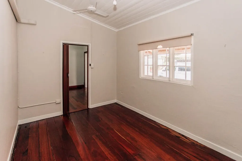 60 Panmure Road — photo 9 of 30