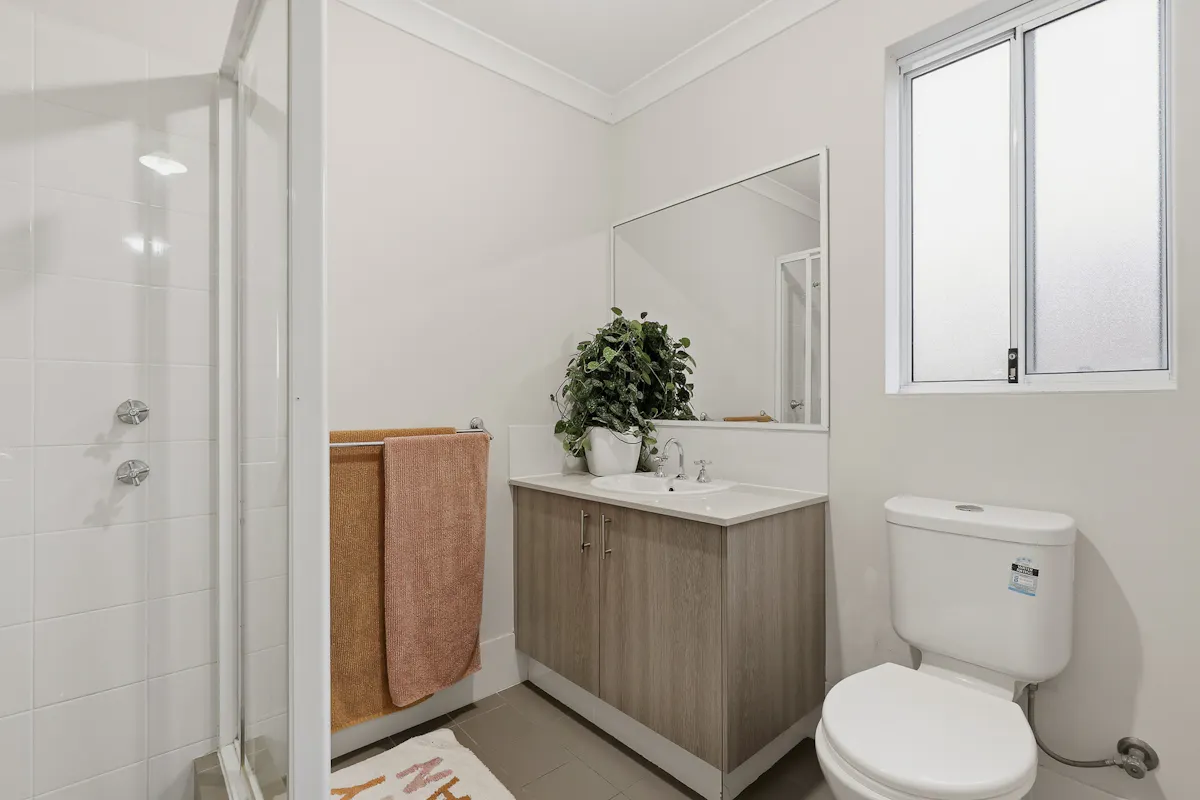 33 Maiden Way — photo 10 of 19