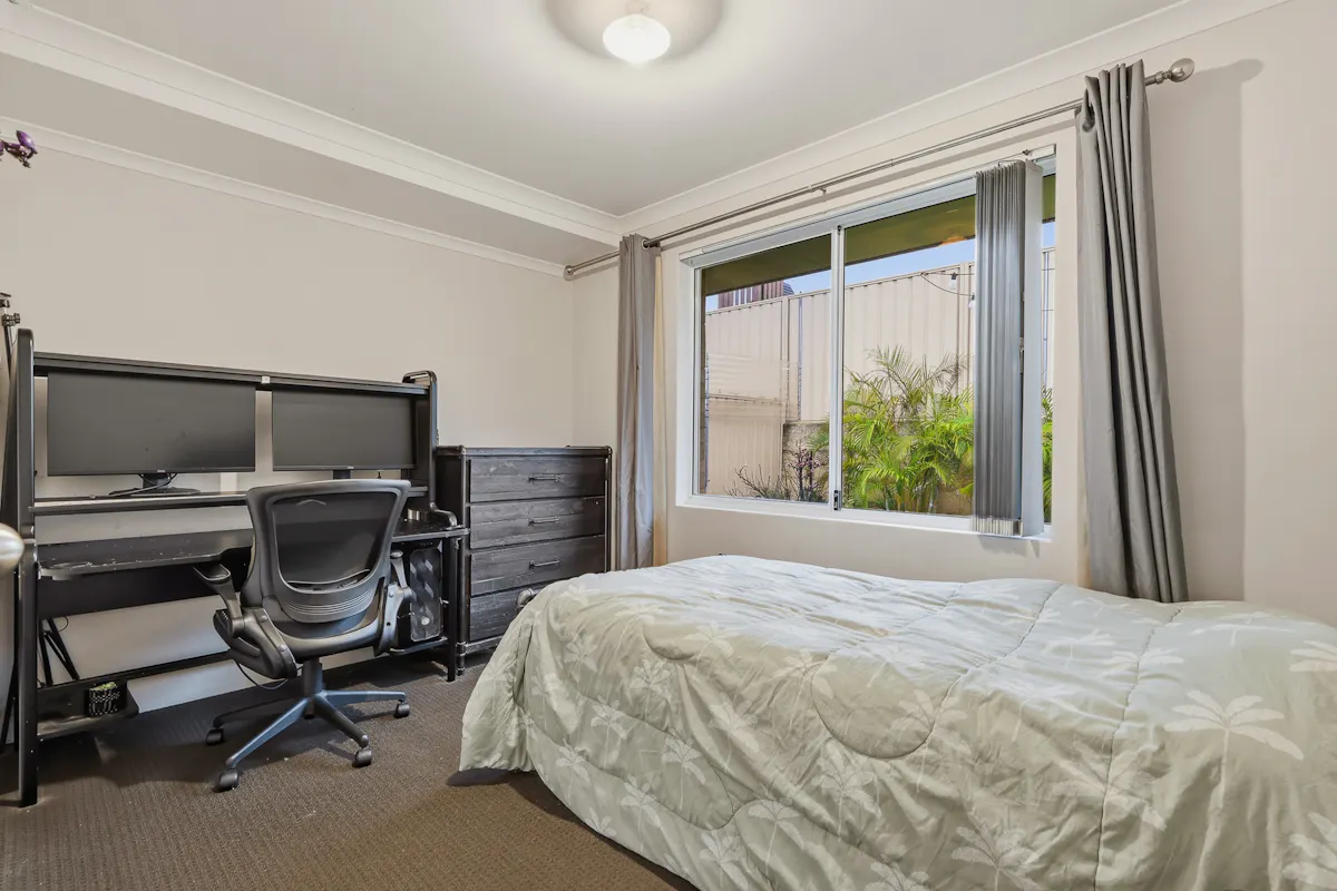 33 Maiden Way — photo 11 of 19