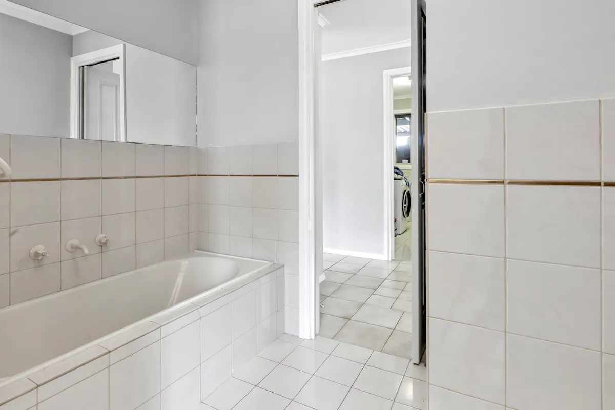 48 Meander Avenue — photo 9 of 12