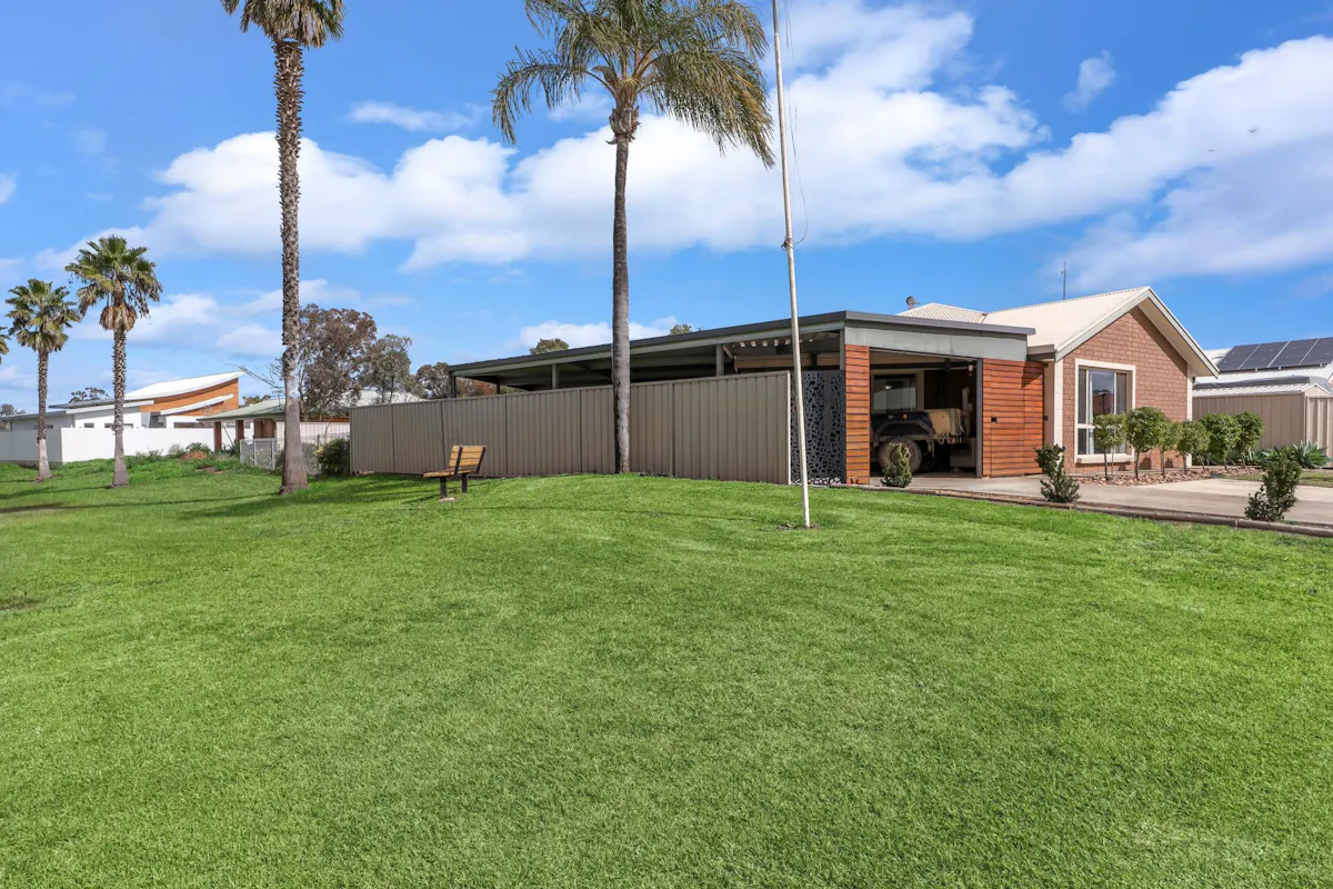 48 Meander Avenue — photo 11 of 12