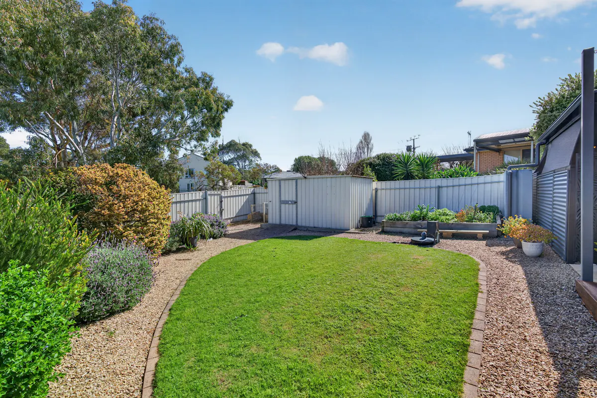 10 Merino Avenue — photo 16 of 30
