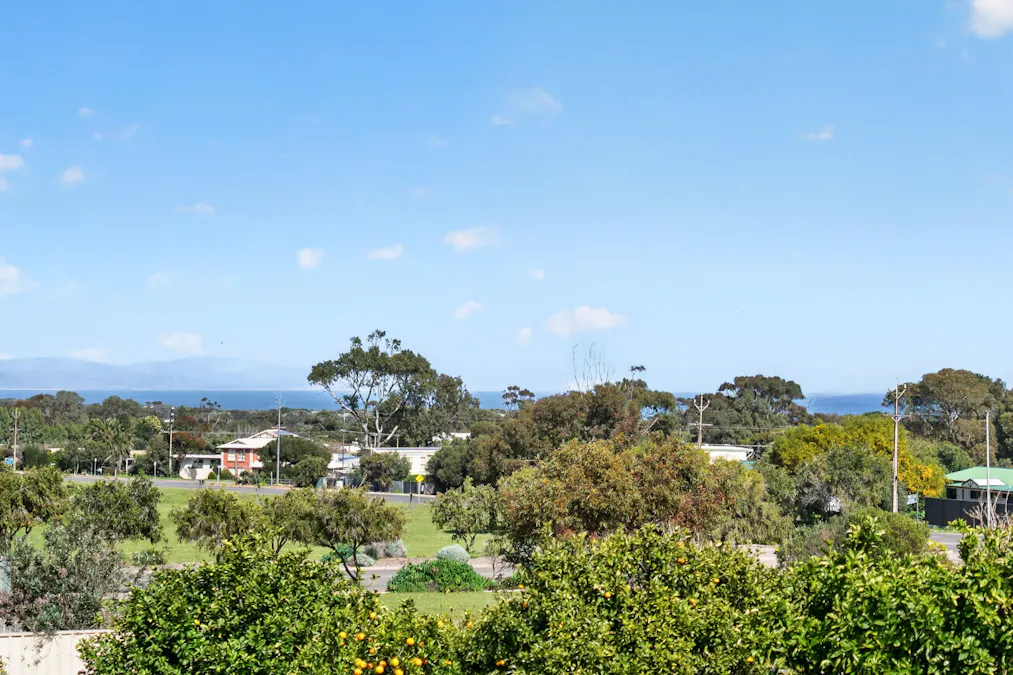 10 Merino Avenue, Carrickalinga, SA, 5204 - Image 27