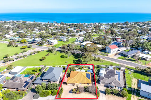 10 Merino Avenue — photo from Elders Real Estate Normanville