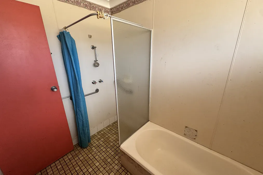 13 Clarkson Street, Northam, WA, 6401 - Image 16