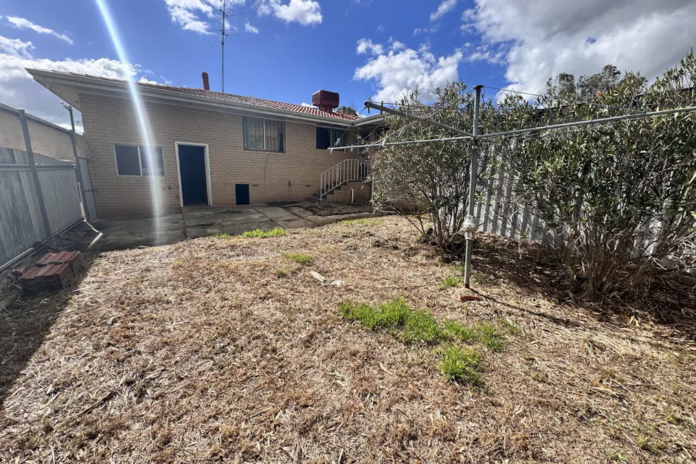 13 Clarkson Street, Northam, WA, 6401 - Image 19