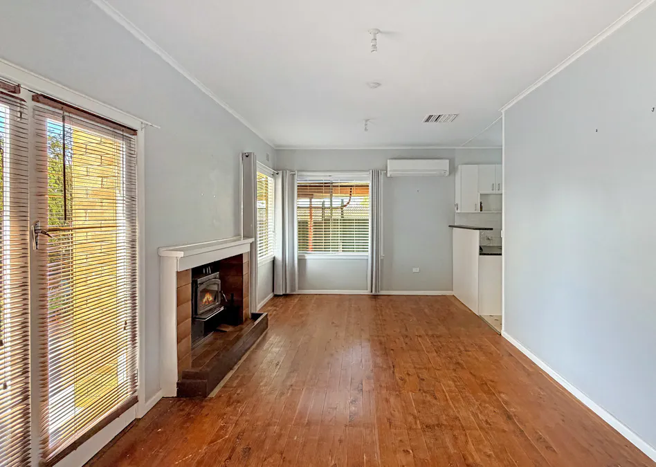 16 Wetherell Crescent, Cobar, NSW, 2835 - Image 4