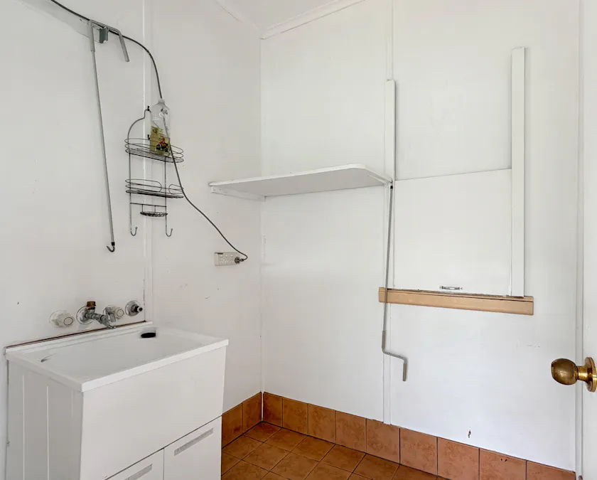 16 Wetherell Crescent, Cobar, NSW, 2835 - Image 12