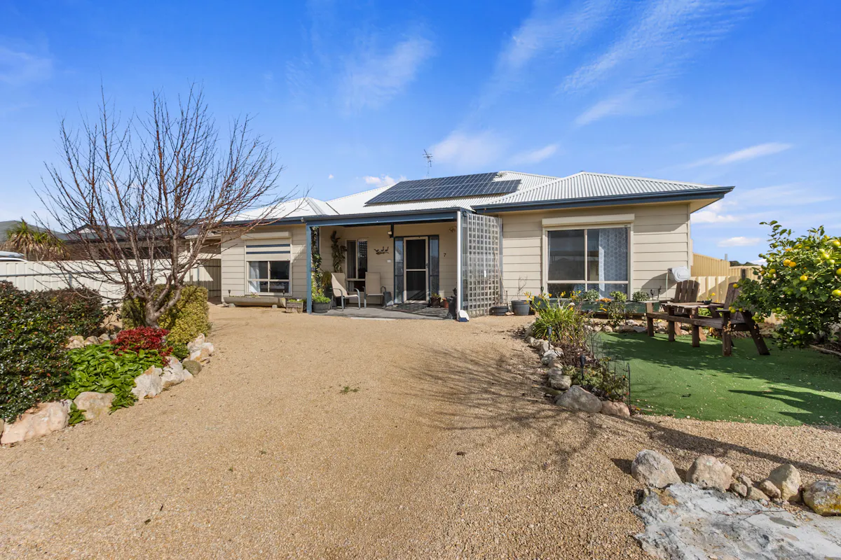 7 Dart Close — photo 3 of 26