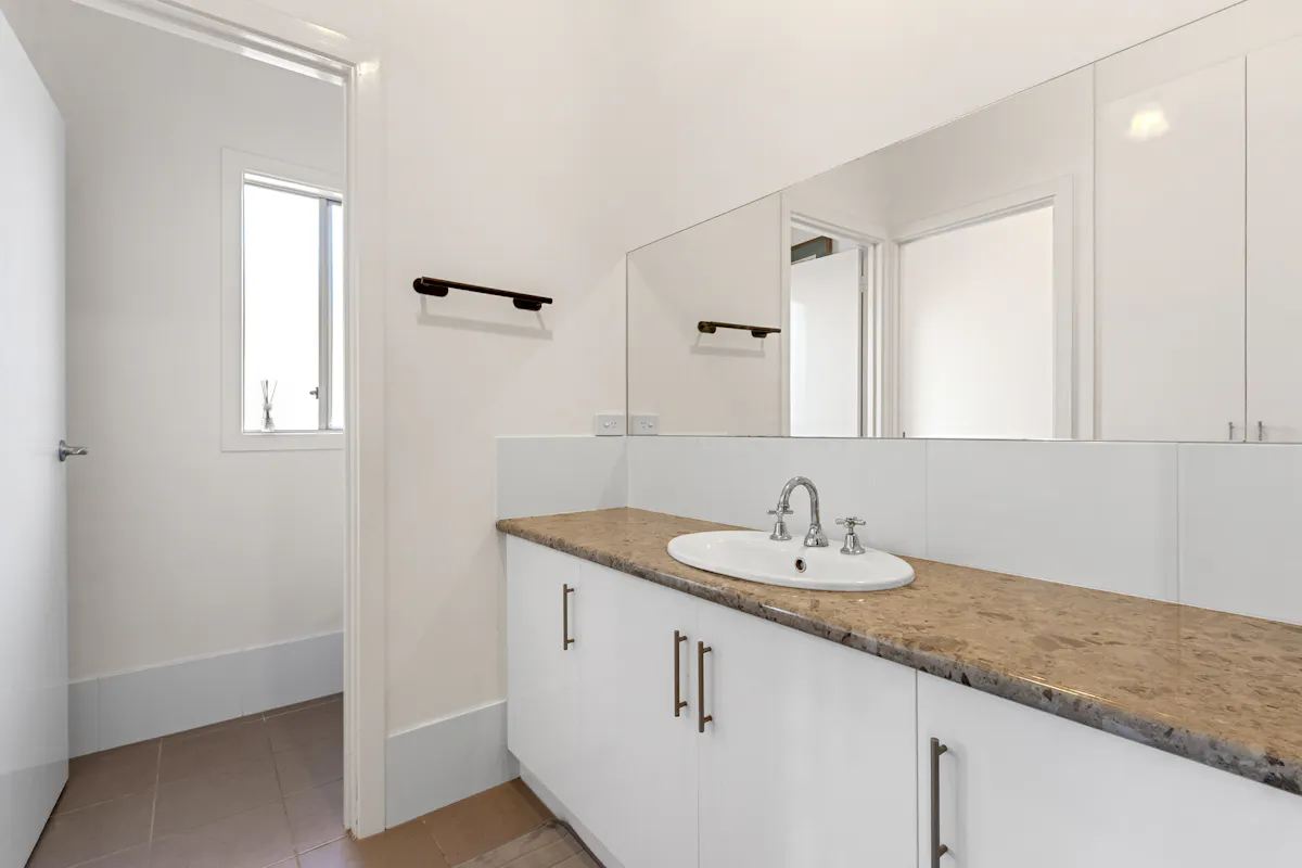 7 Dart Close — photo 15 of 26