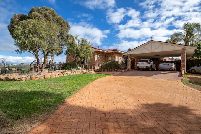 131 Hillside Road, Minigin, WA, 6312
