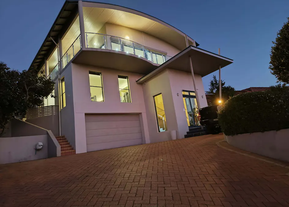 20 Winthrop Avenue, College Grove, WA, 6230 - Image 2