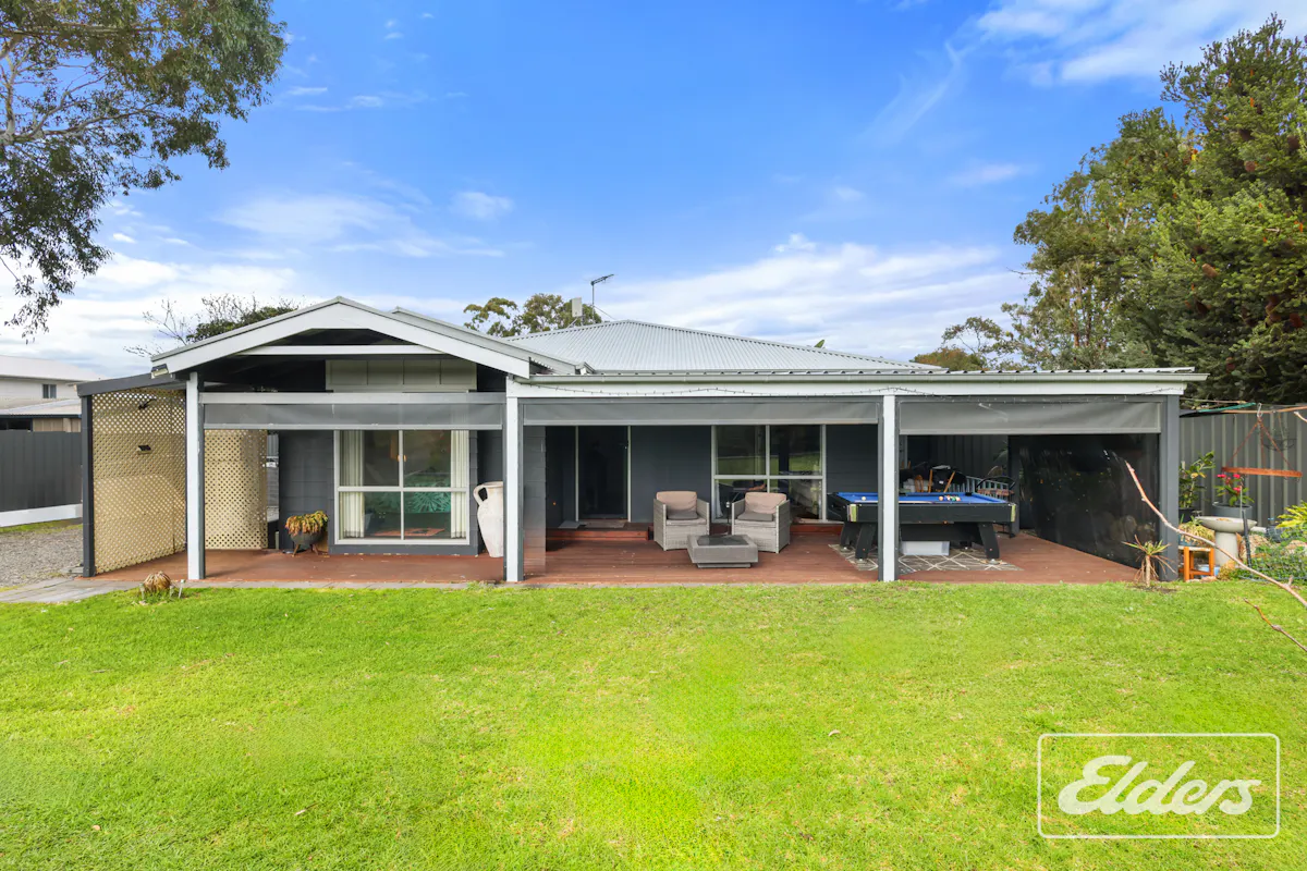 34 Alexandrina Drive — photo 2 of 30