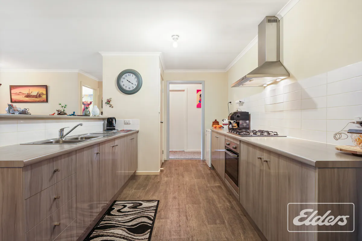 34 Alexandrina Drive — photo 24 of 30