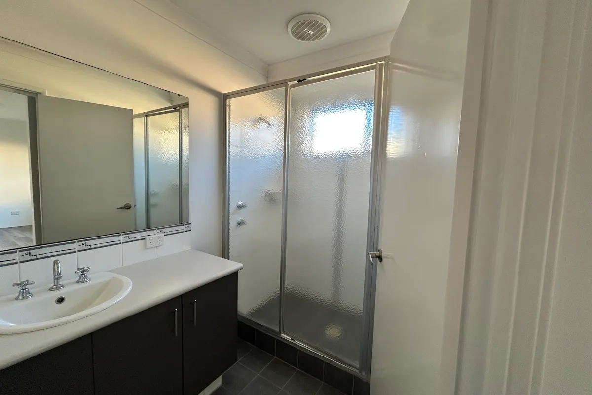 5 Eleanor Way — photo 4 of 12