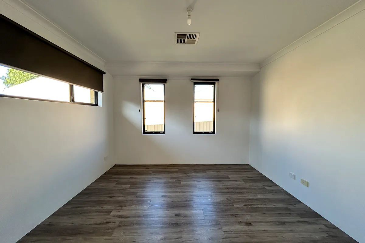 5 Eleanor Way — photo 3 of 12