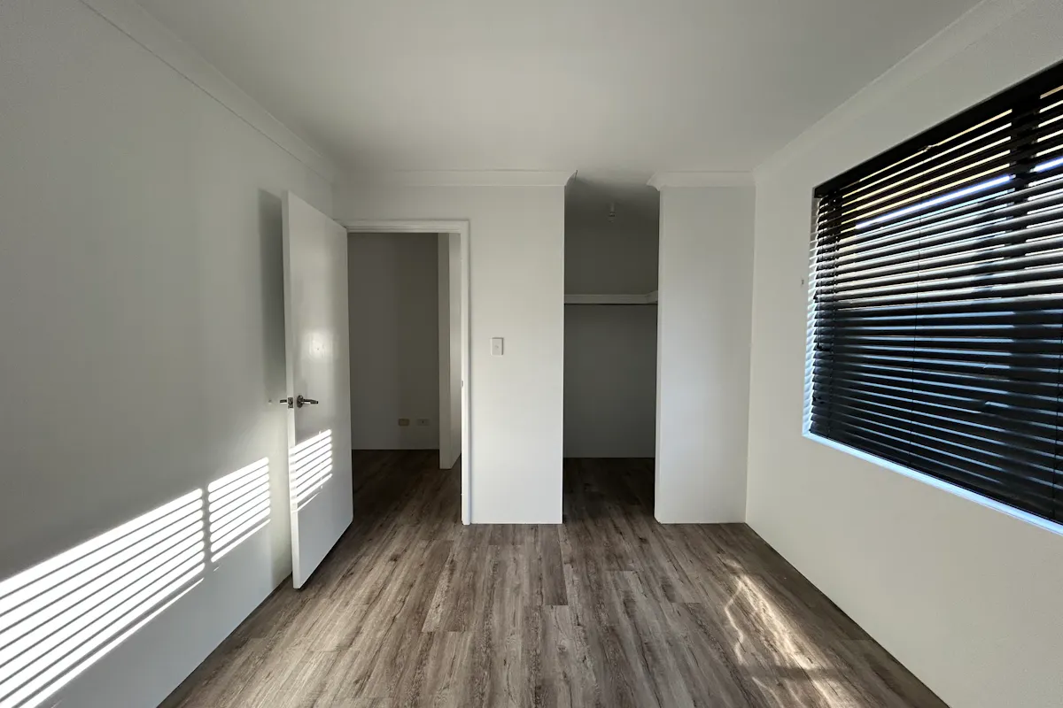 5 Eleanor Way — photo 6 of 12