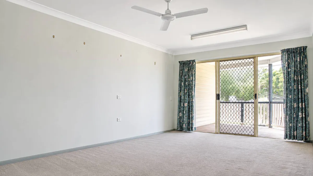2/18 Condamine Street — photo 4 of 8